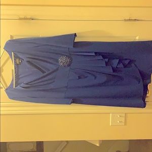adrianna papell cocktail dress - like new